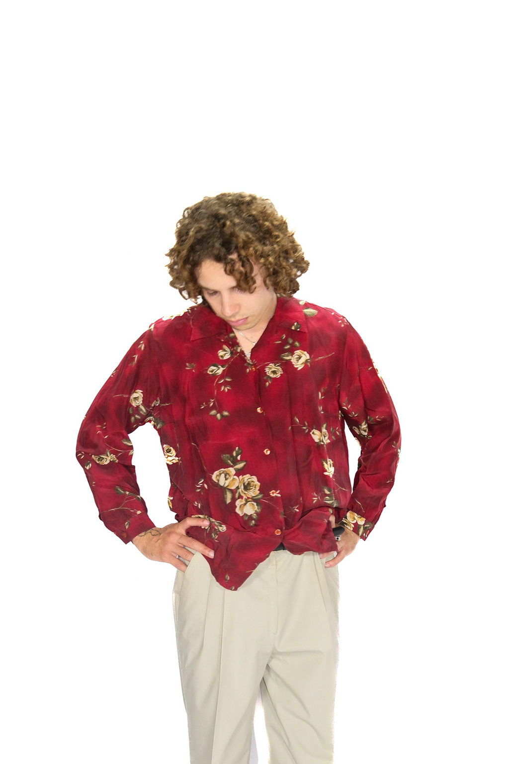 Hemd Rot mit Blumenmuster