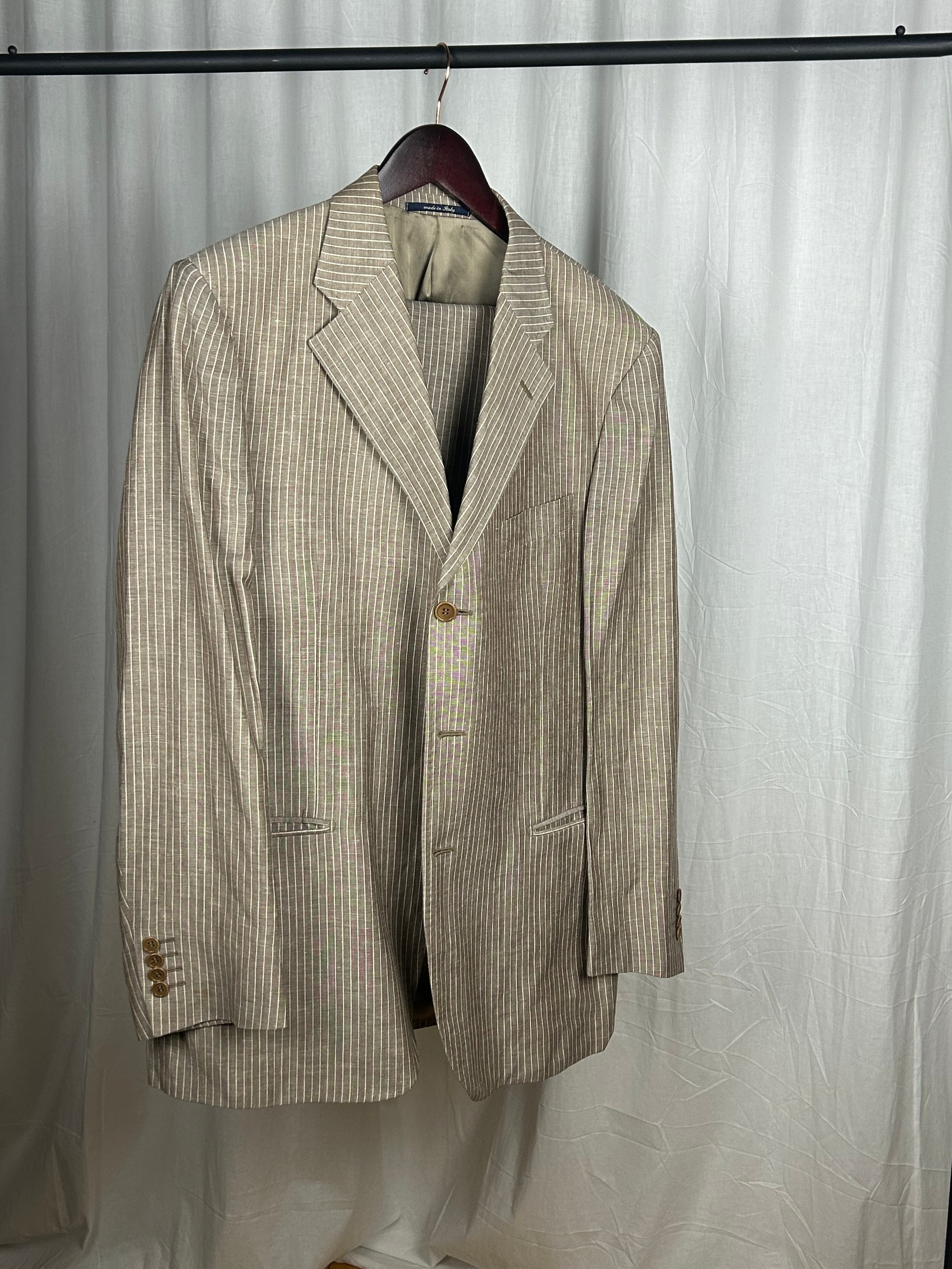 Beiger Nadelstreifenanzug von Ugo Fabiani Made in Italy