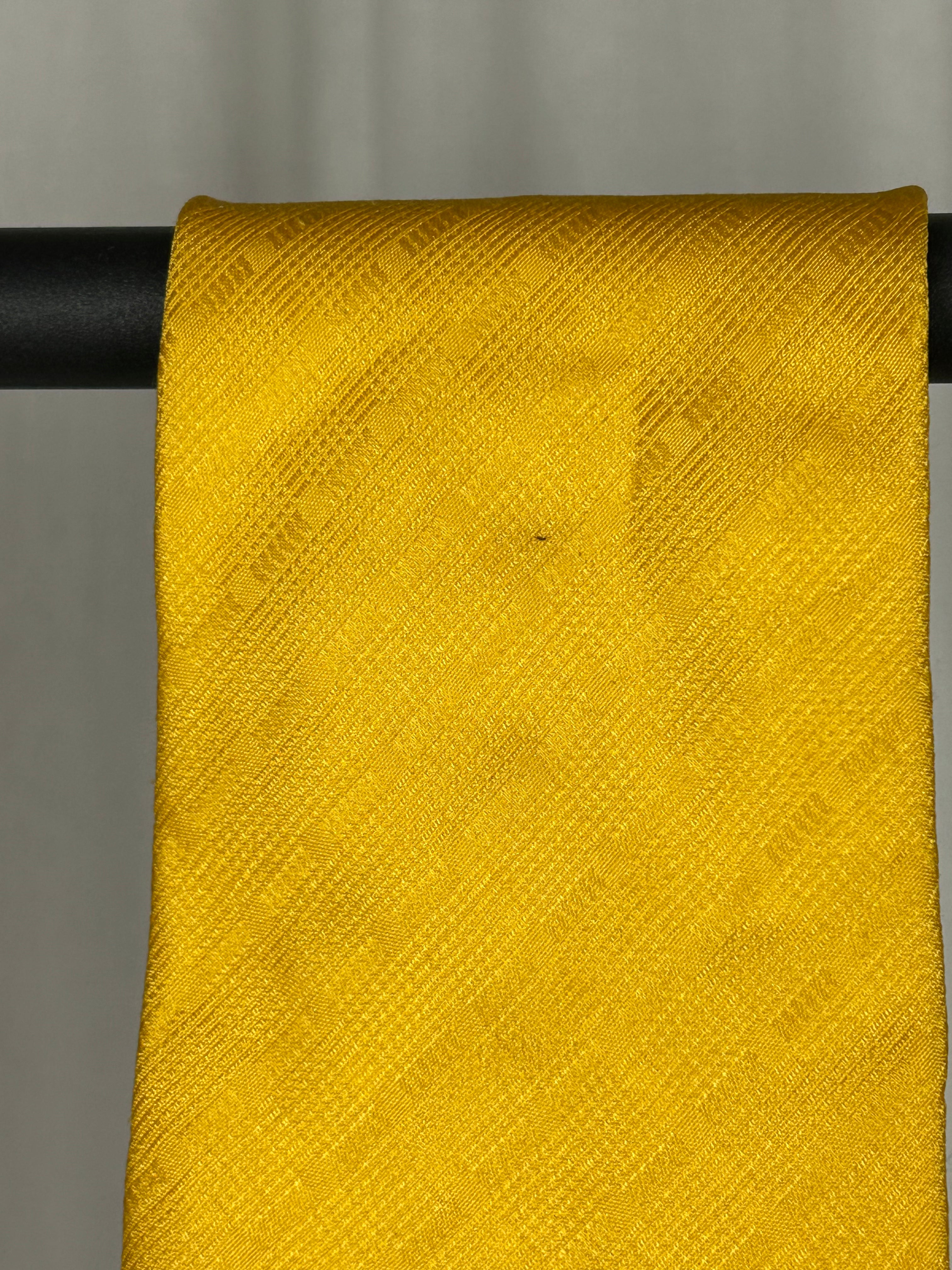Gelbe Krawatte