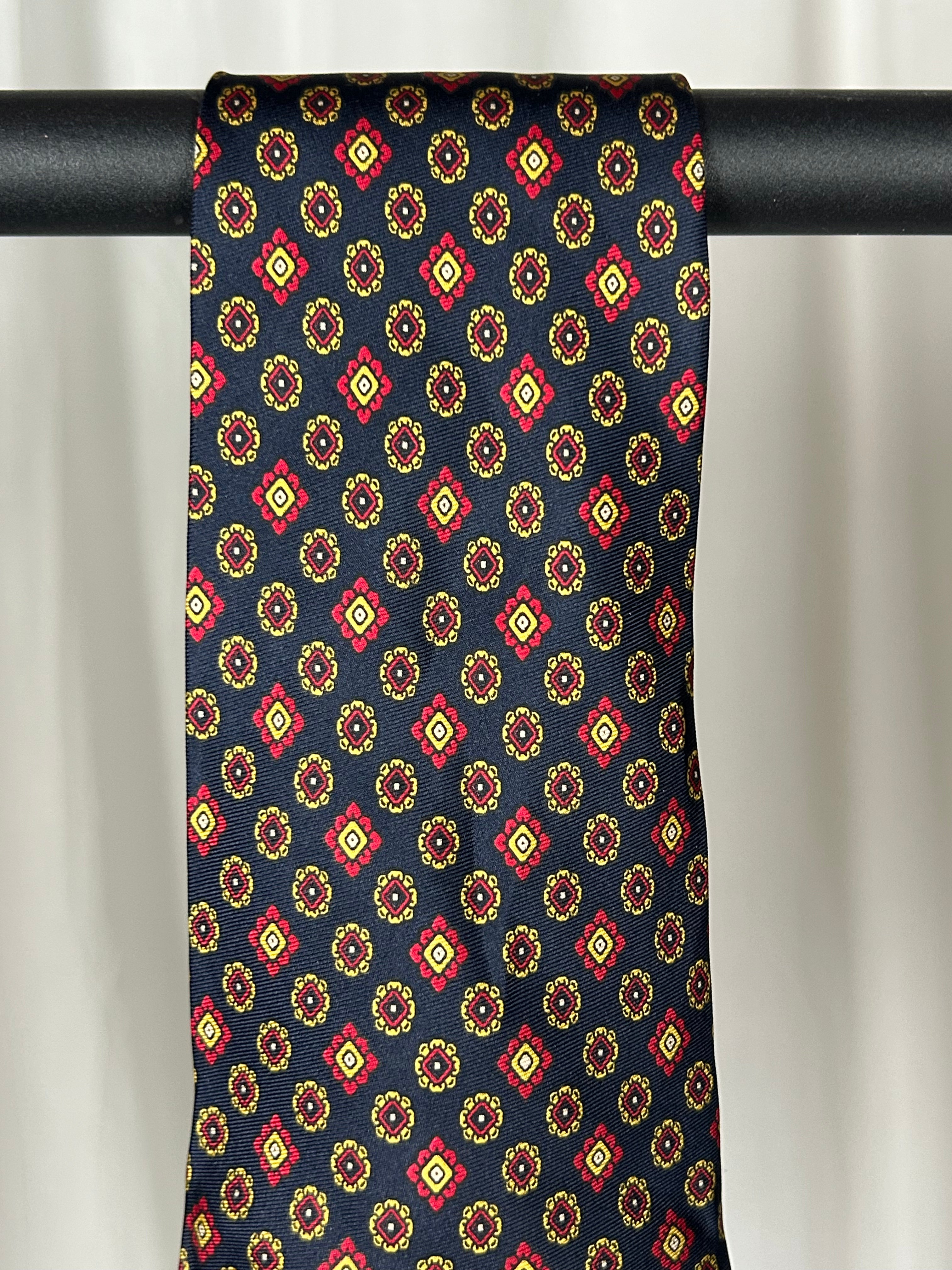 Krawatte Picadilly Dunkelblau mit kleinen Goldroten Blumenelementen